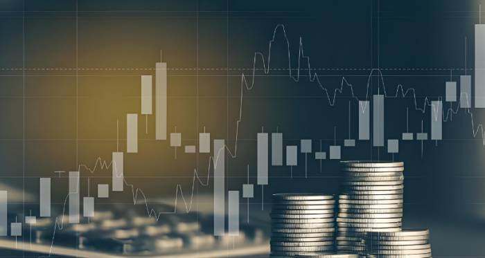 ASML's stock price continues to decline